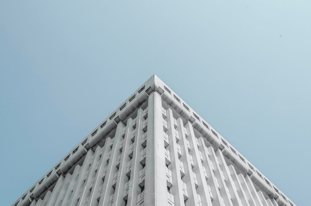 乐鱼体育：点亮热爱，与你同行的全场娱乐体验