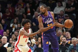 赛程难度:火箭太阳湖人前3 勇士第12 快船第16 森林狼最简单