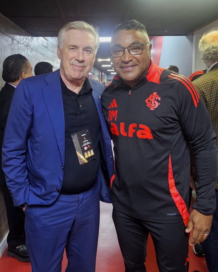 安切洛蒂亲临解放者杯赛场，考察巴西国际与弗拉门戈球员表现