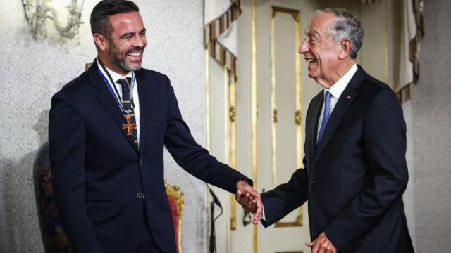 游戏规则-当选南美最佳教练 阿图尔·若热不接葡国总统电话