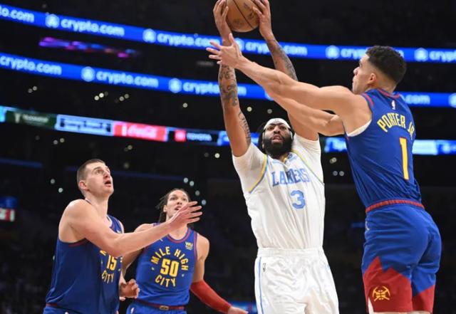 百家乐官方网站-湖人首胜背后的隐忧 浓眉的身体还能支撑多久？